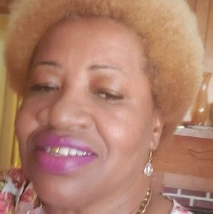 Meet your Posher, Annie